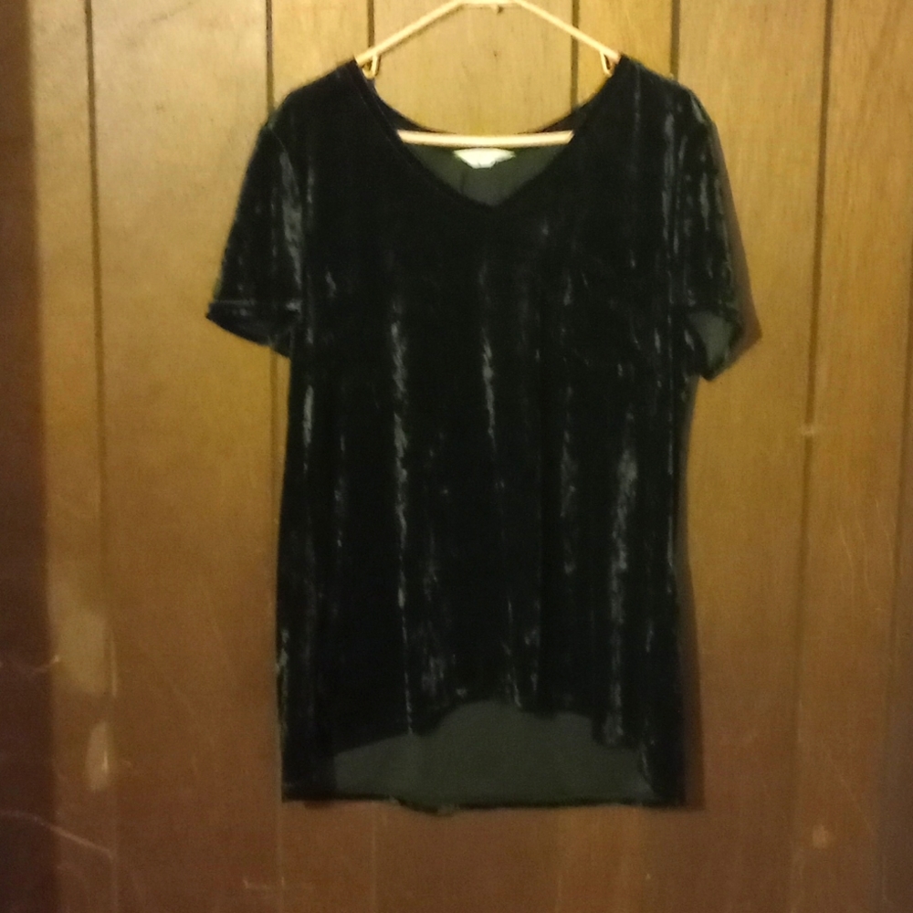 A velvet legging tee size XXL